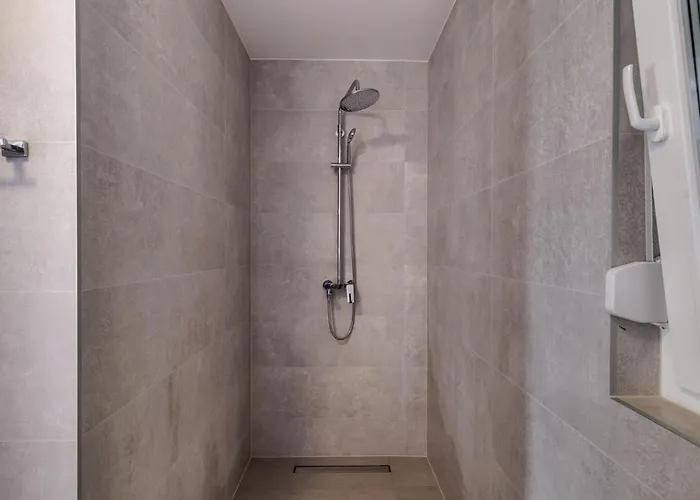 Apartament Marko - New Sea View With Free Parking Makarska