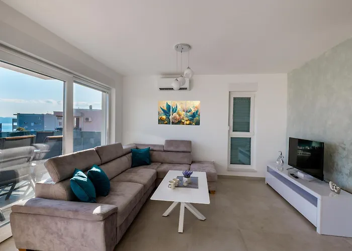 Marko - New Sea View With Free Parking Apartament Makarska