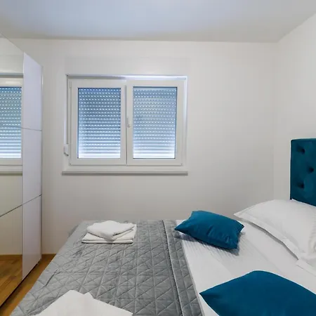 Marko - New Sea View With Free Parking