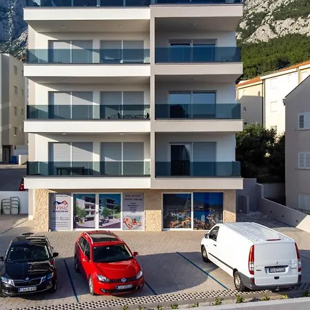 Апартаменты Marko - New Sea View With Free Parking Макарска