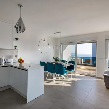 Apartment Marko - New Sea View With Free Parking *