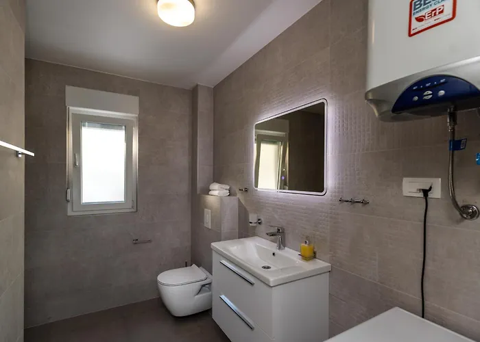 Apartment Marko - New Sea View With Free Parking *