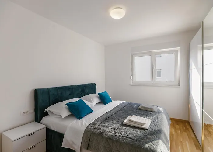 Marko - New Sea View With Free Parking *