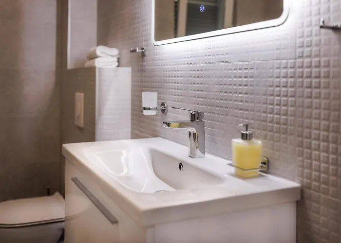 Marko - New Sea View With Free Parking * Макарська