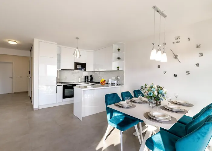 Marko - New Sea View With Free Parking Makarska